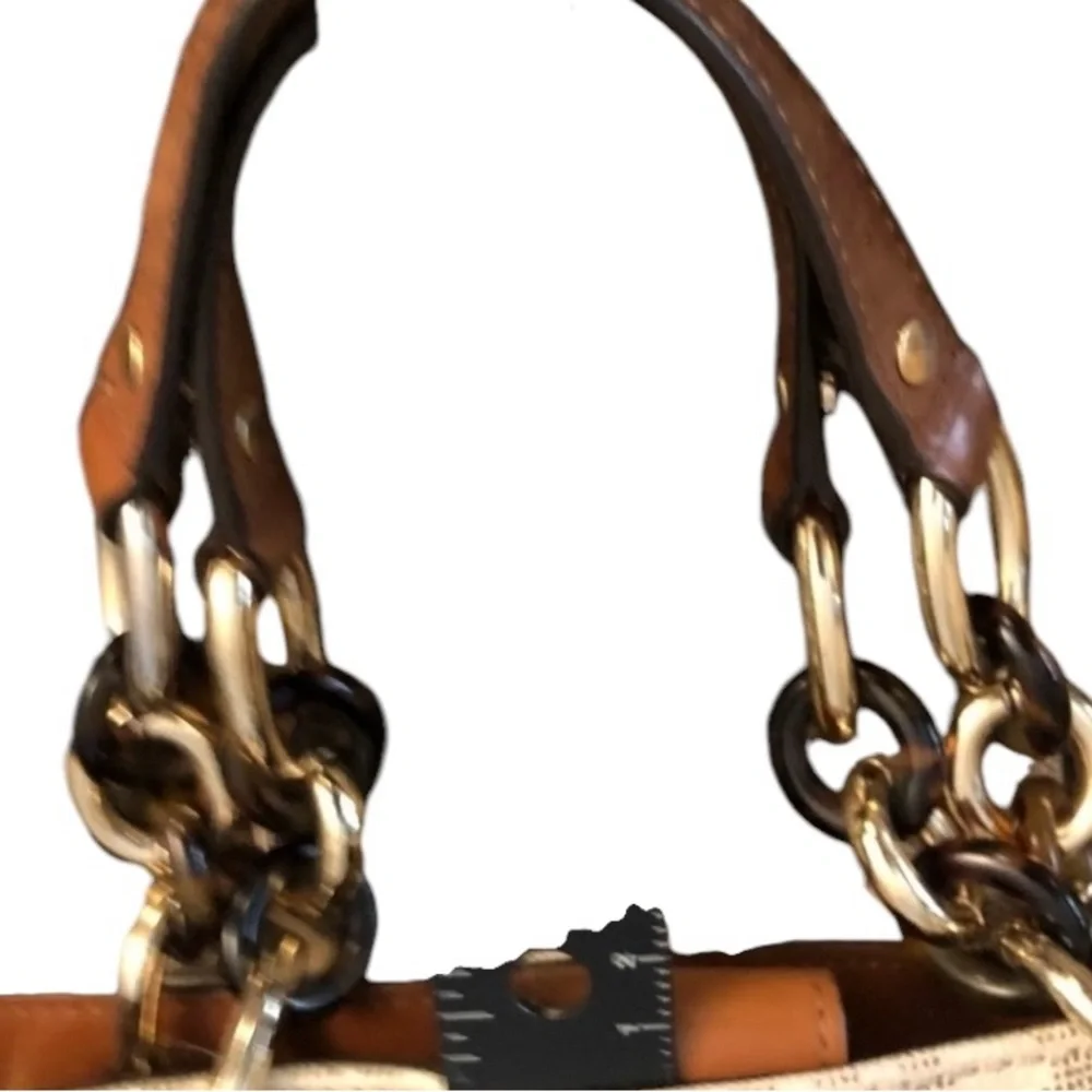 Micheal Kors  large Ivory classic monogram bag gold & tortoise handles - Picture 16 of 16